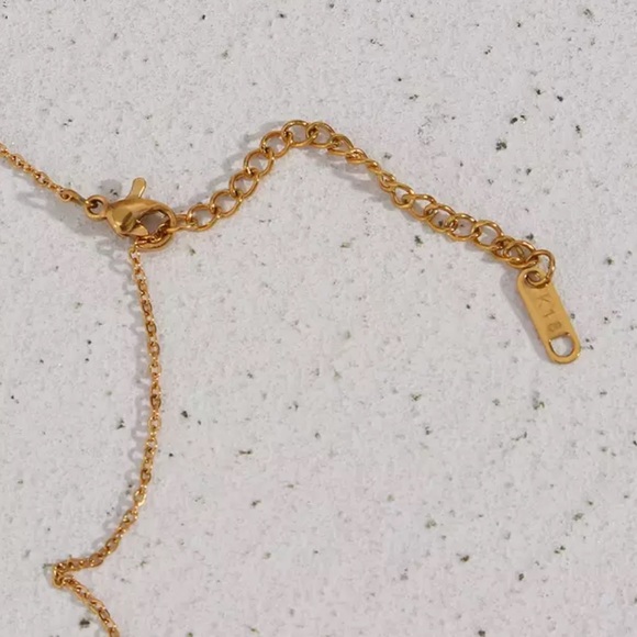 NEW 18K GOLD ENGRAVED LETTERS NECKLACE, NICE NECKLACE, CUTE NECKLACE - Picture 8 of 8